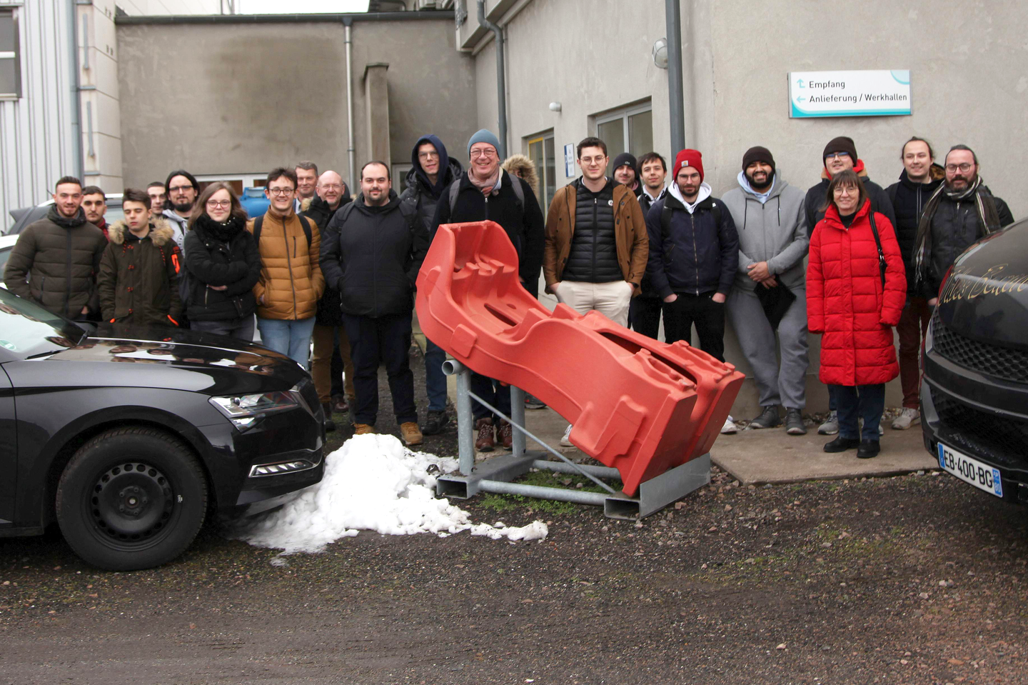 Masterstudierende aus Béthune und Prof. Anke Bucher zu Besuch bei Direkt Form GmbH in Freiberg © HTWK Leipzig