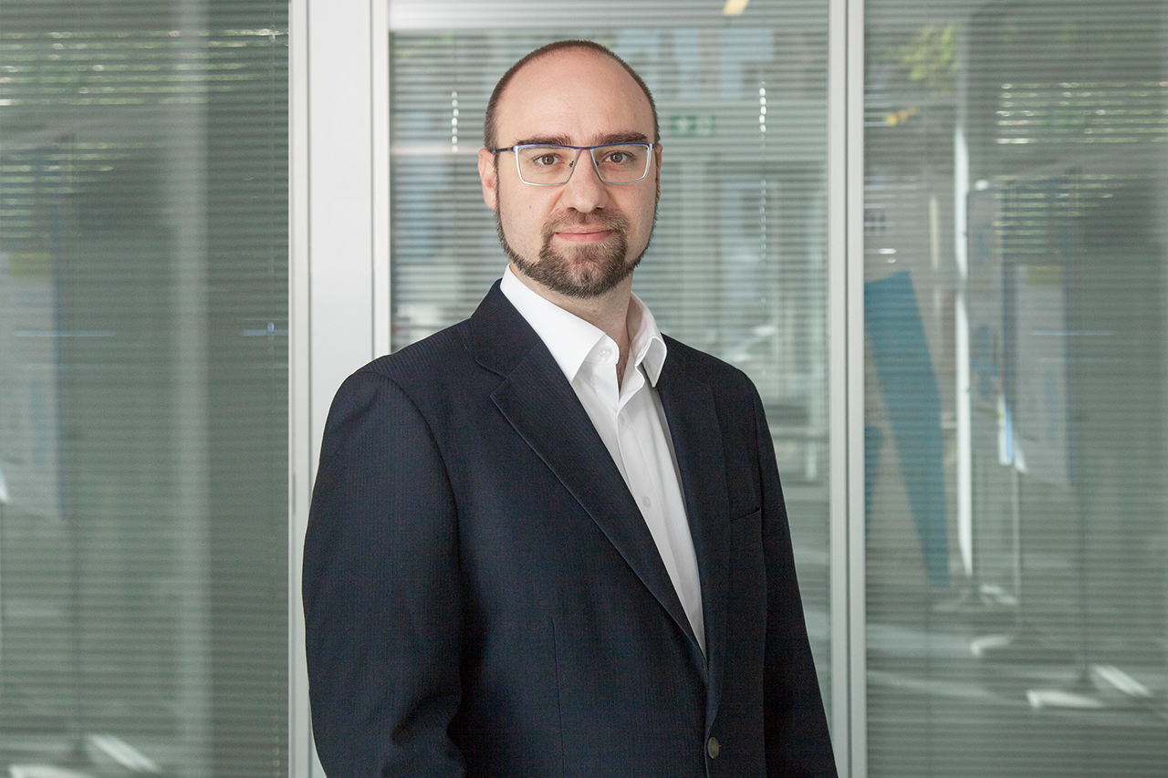 Portraitfoto - wenn Link vorhanden, führt dieser zur Website der Person